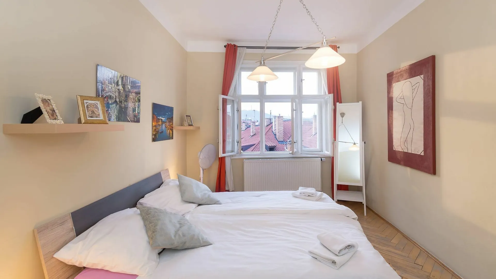 Castle View Spacious Apartment 布拉格 捷克